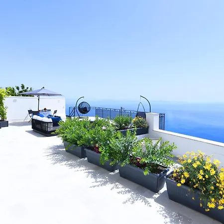 Blue View Luxury Furore