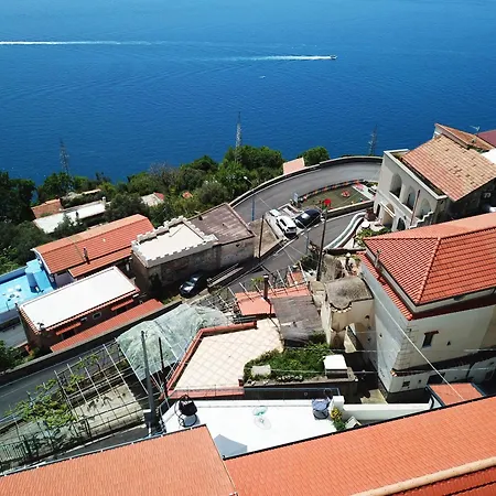 Blue View Luxury Oda ve Kahvaltı Furore