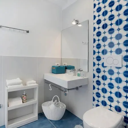Oda ve Kahvaltı Blue View Luxury Furore