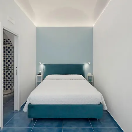 Blue View Luxury Oda ve Kahvaltı 3*