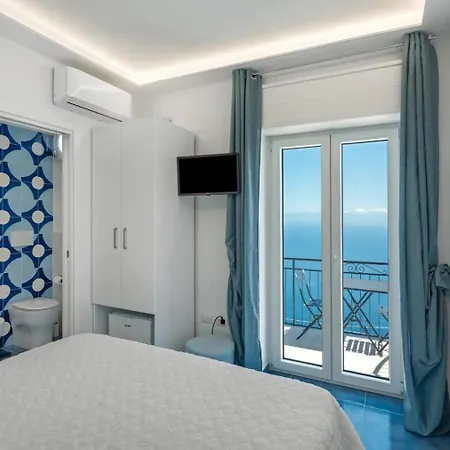 Blue View Luxury Oda ve Kahvaltı Furore