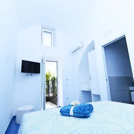 Bed & Breakfast Blue View Furore