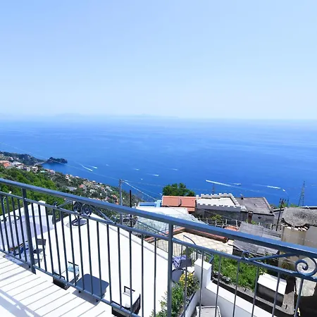 Blue View Luxury Furore